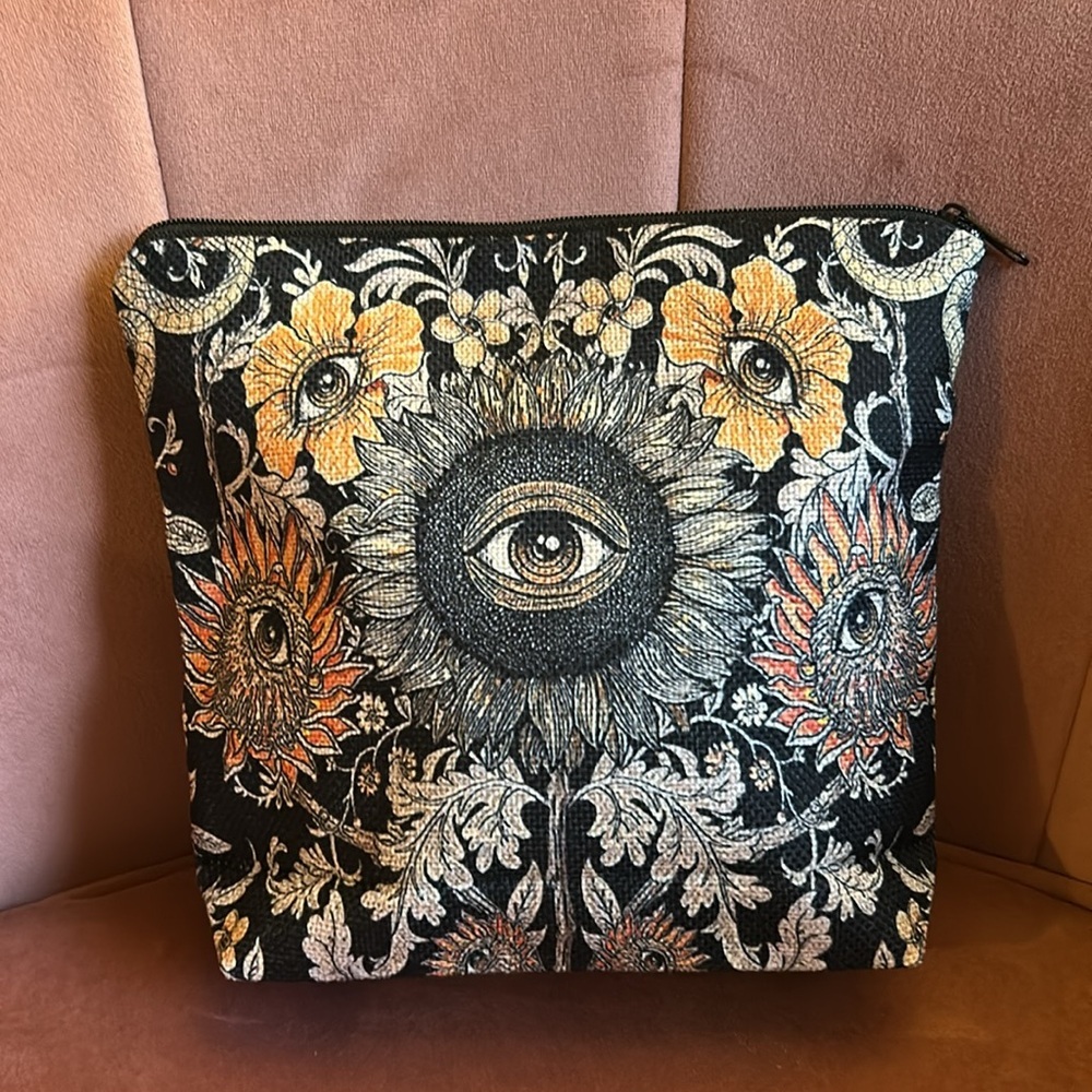 Black and Gold Evil Eye Design Clutch
